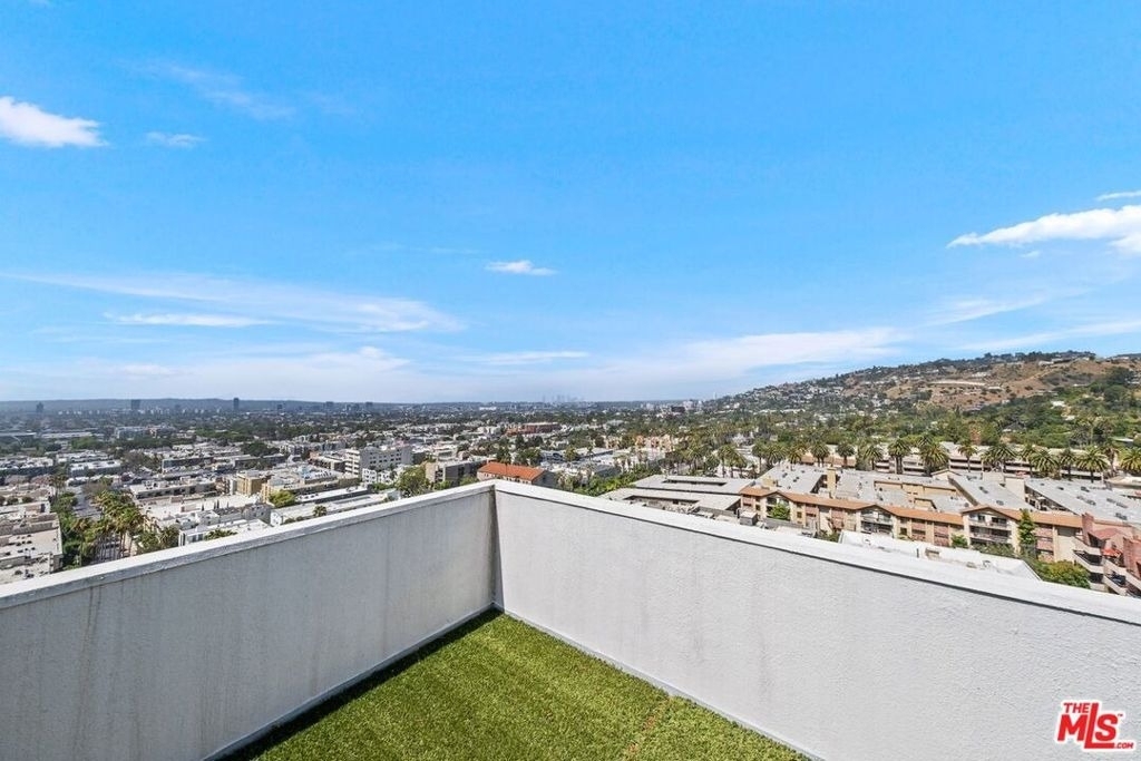 7250 Franklin Avenue - Photo 29