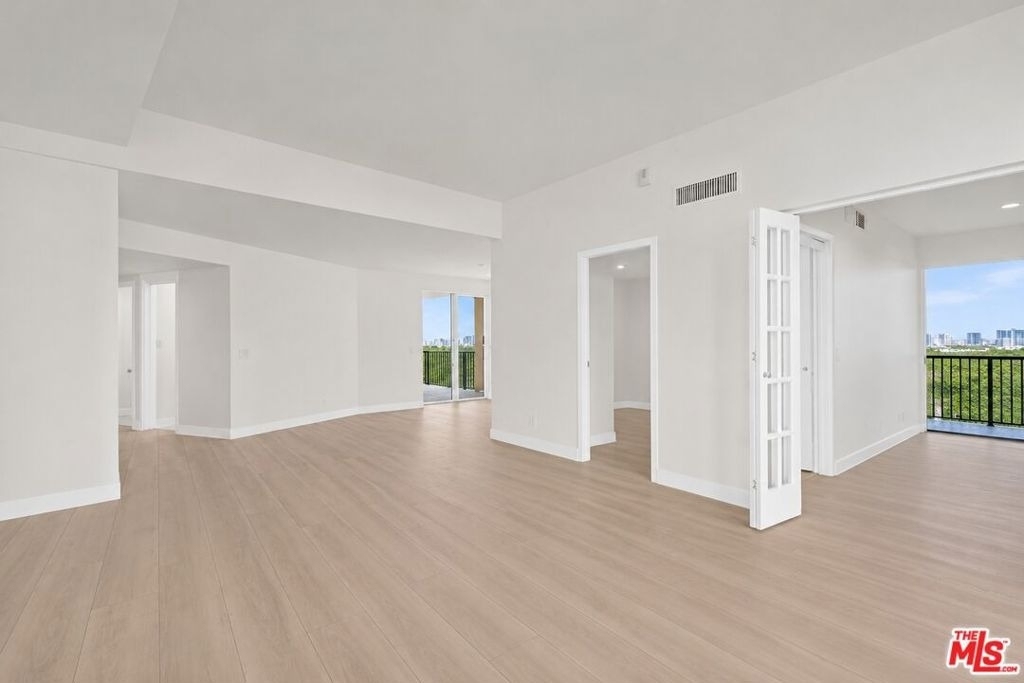 7250 Franklin Avenue - Photo 7