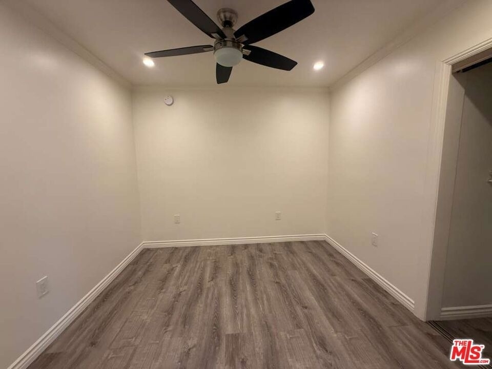 6821 Ben Avenue - Photo 9