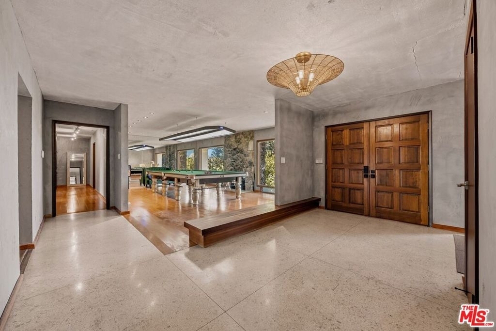 1133 Somera Road - Photo 6