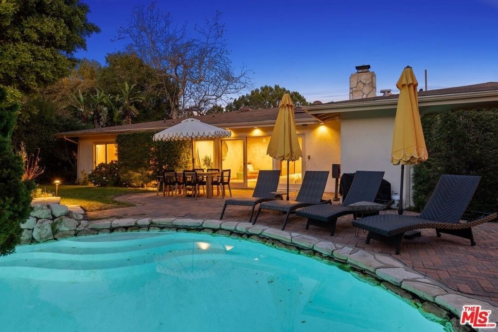 1133 Somera Road - Photo 37