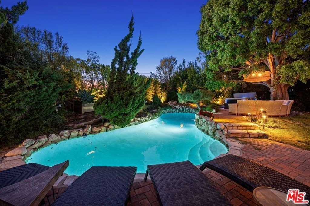 1133 Somera Road - Photo 39