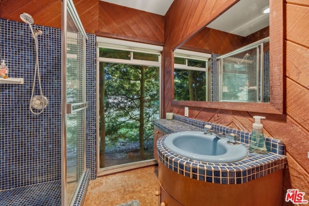 1133 Somera Road - Photo 30