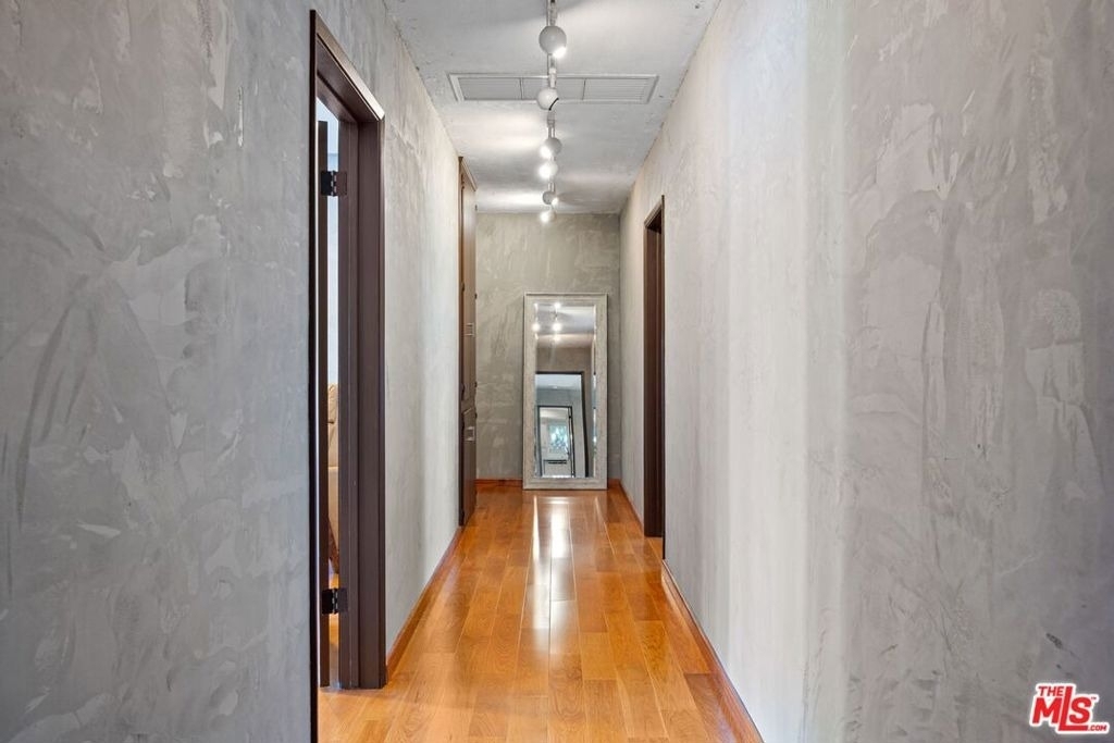 1133 Somera Road - Photo 24