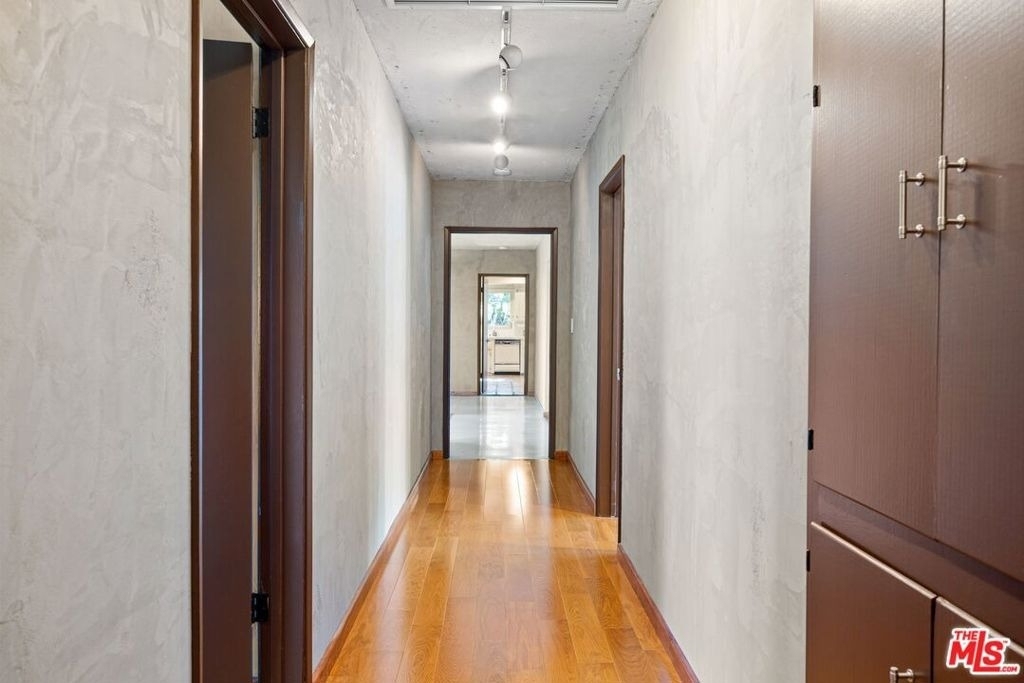 1133 Somera Road - Photo 23
