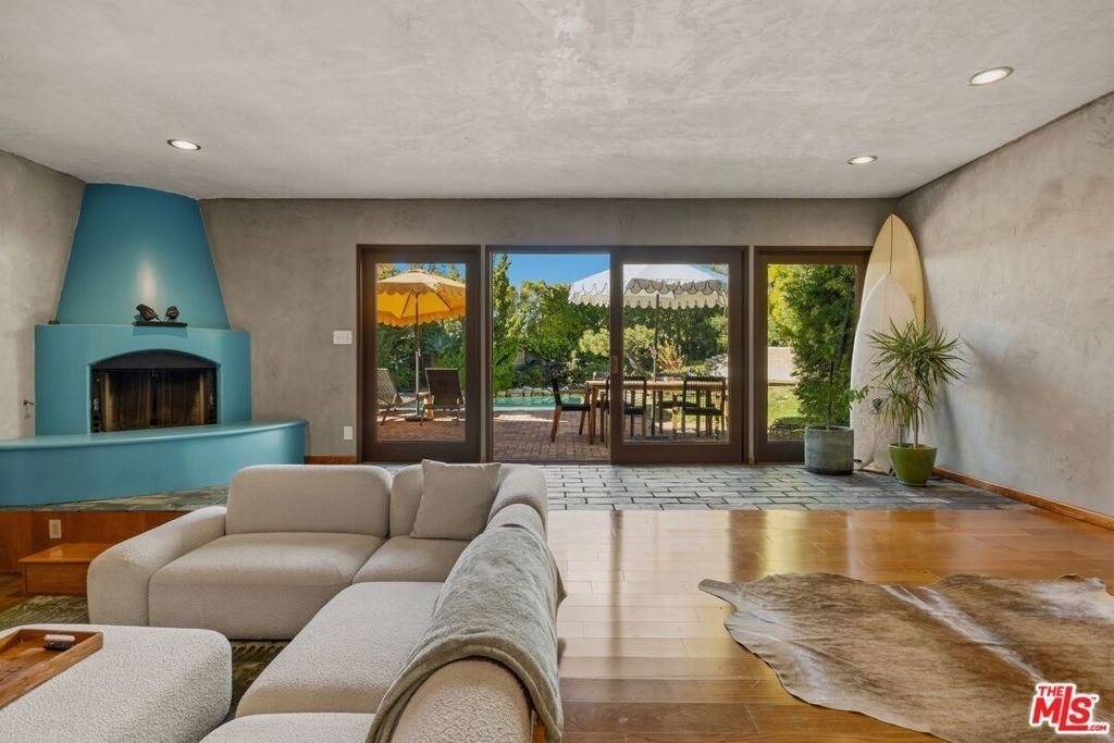 1133 Somera Road - Photo 16