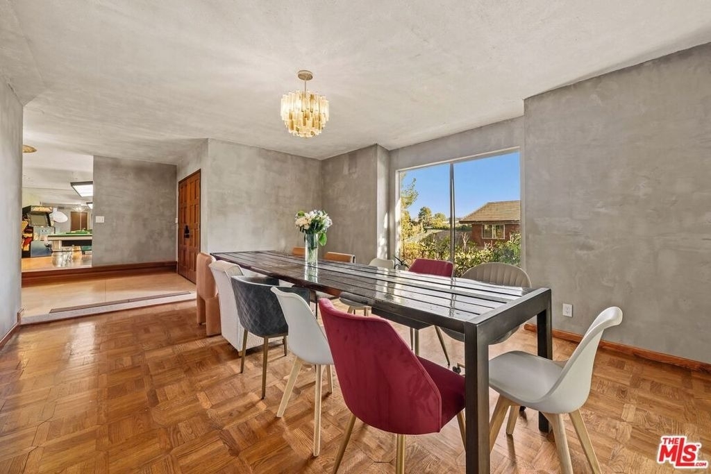 1133 Somera Road - Photo 10