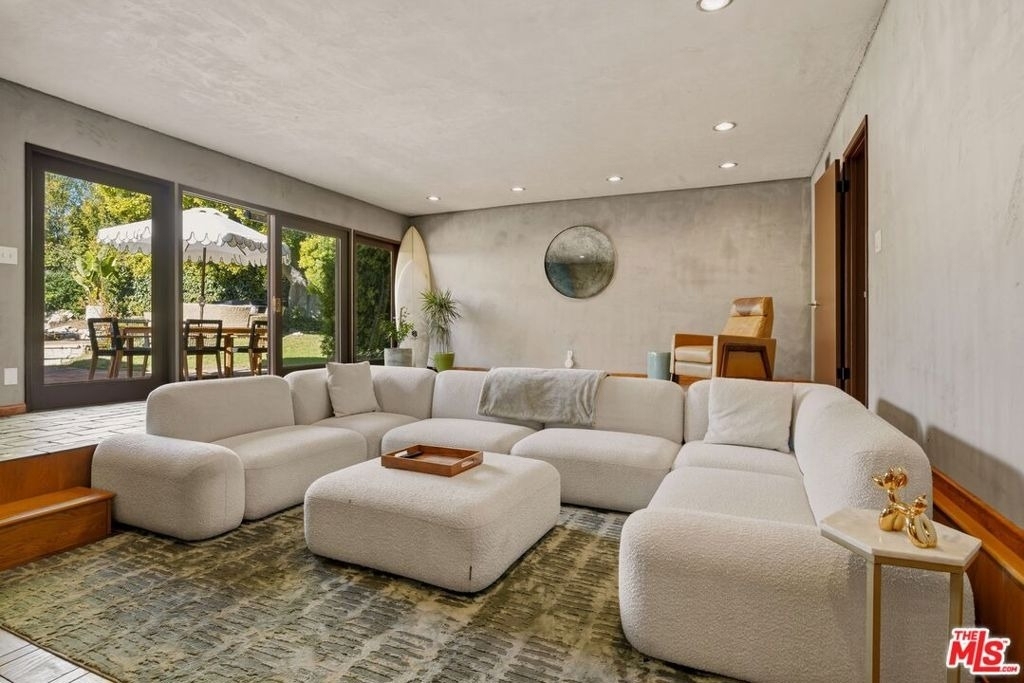 1133 Somera Road - Photo 15