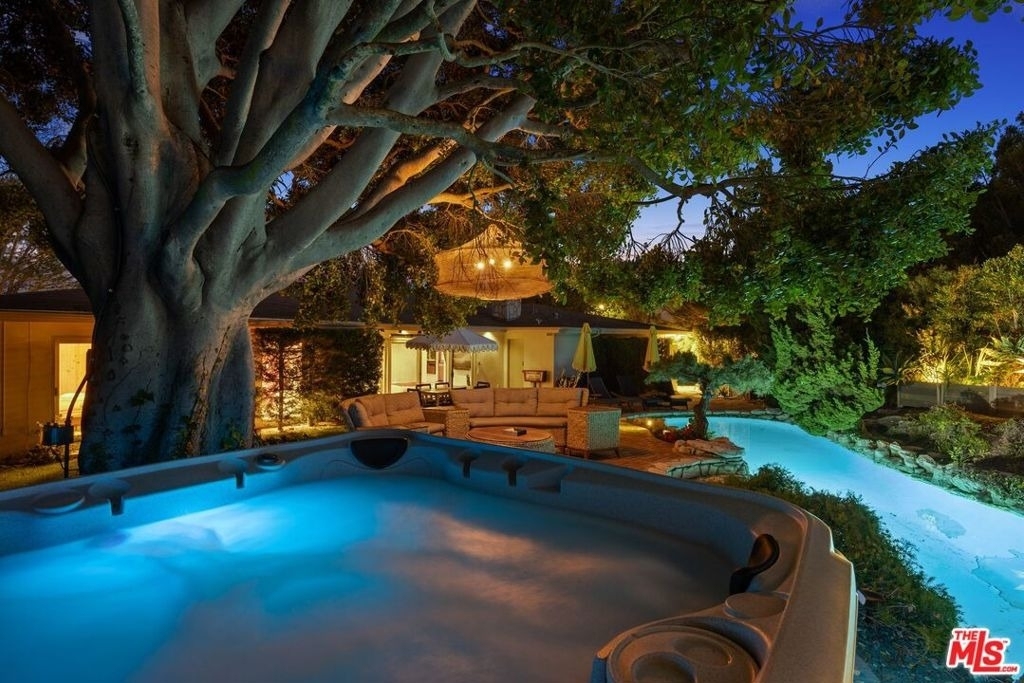 1133 Somera Road - Photo 41
