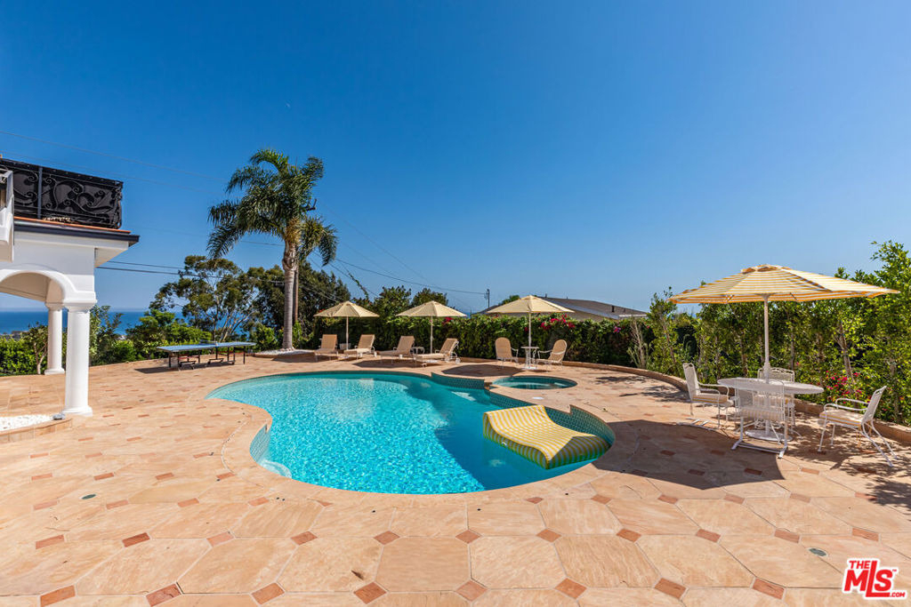 3453 Coast View Drive - Photo 7