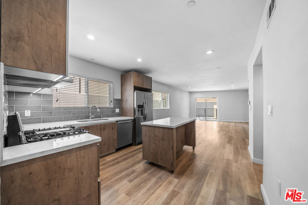 8532 Cashio Street - Photo 0