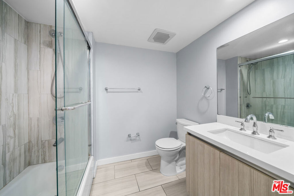 8532 Cashio Street - Photo 12