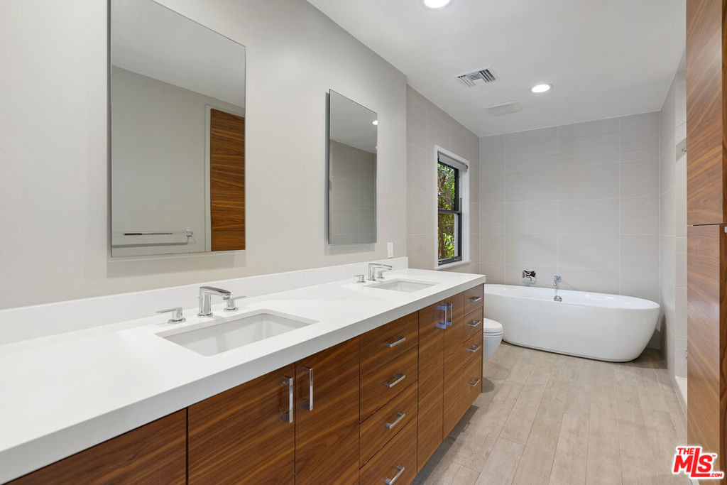 12939 Dickens Street - Photo 12