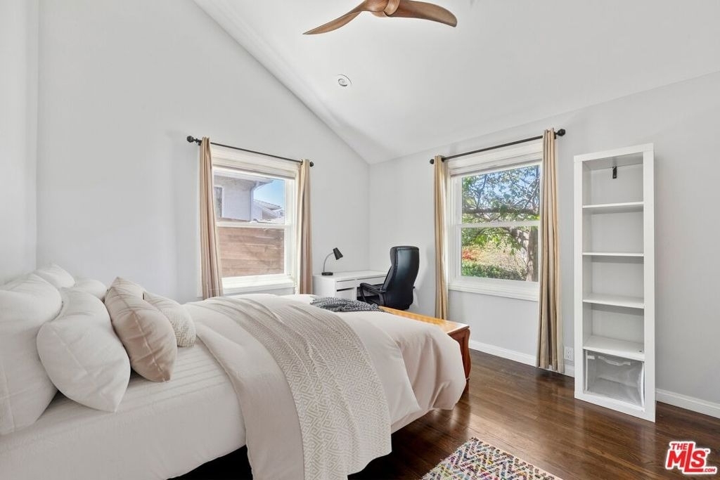 6052 W 76th Street - Photo 11