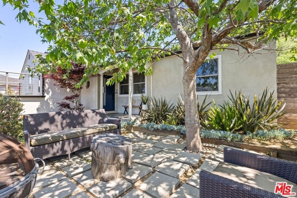6052 W 76th Street - Photo 1