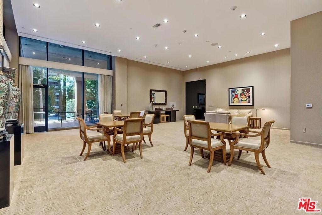 10430 Wilshire Boulevard - Photo 38