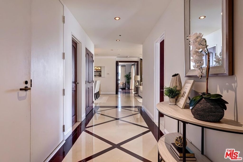 10430 Wilshire Boulevard - Photo 11