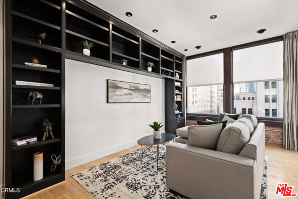 460 S Spring Street - Photo 2