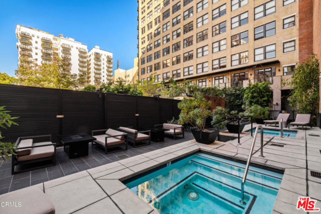 460 S Spring Street - Photo 17