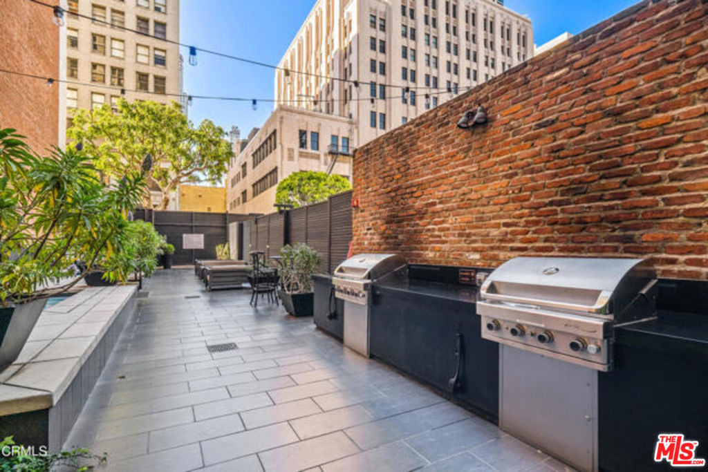 460 S Spring Street - Photo 14
