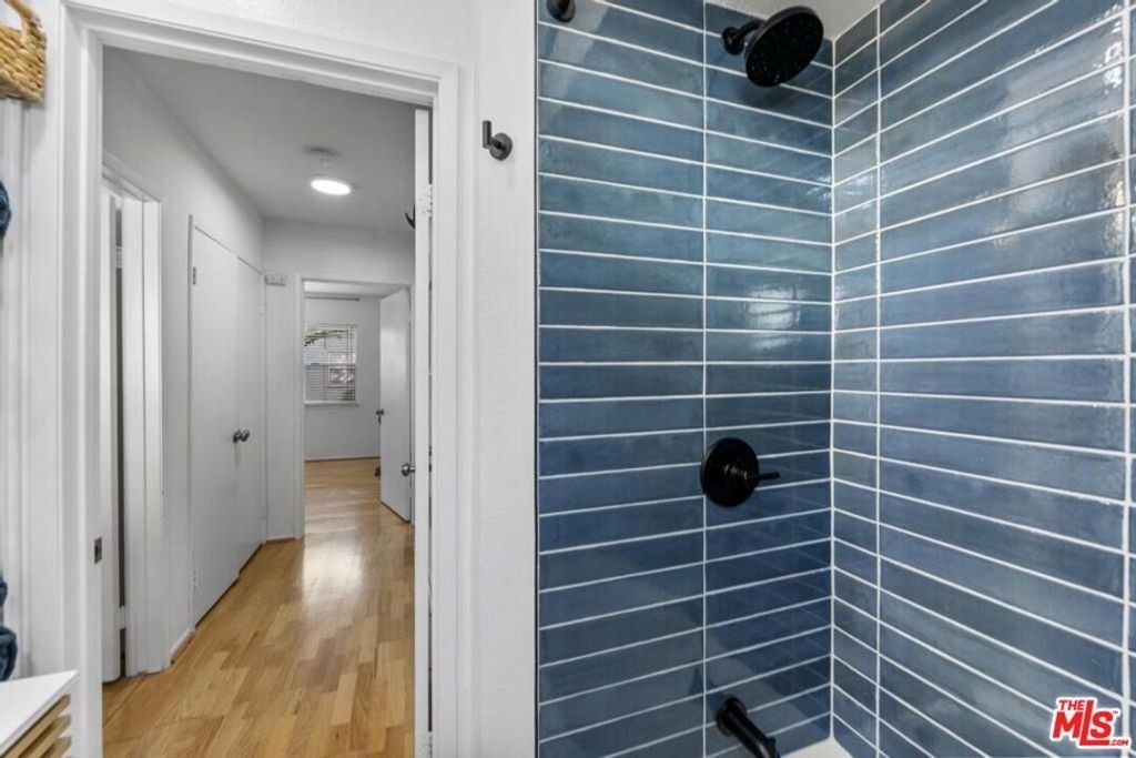 5825 Bowcroft Street - Photo 12