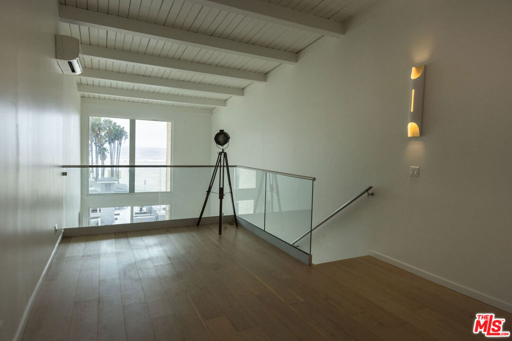 22 Navy Street - Photo 15