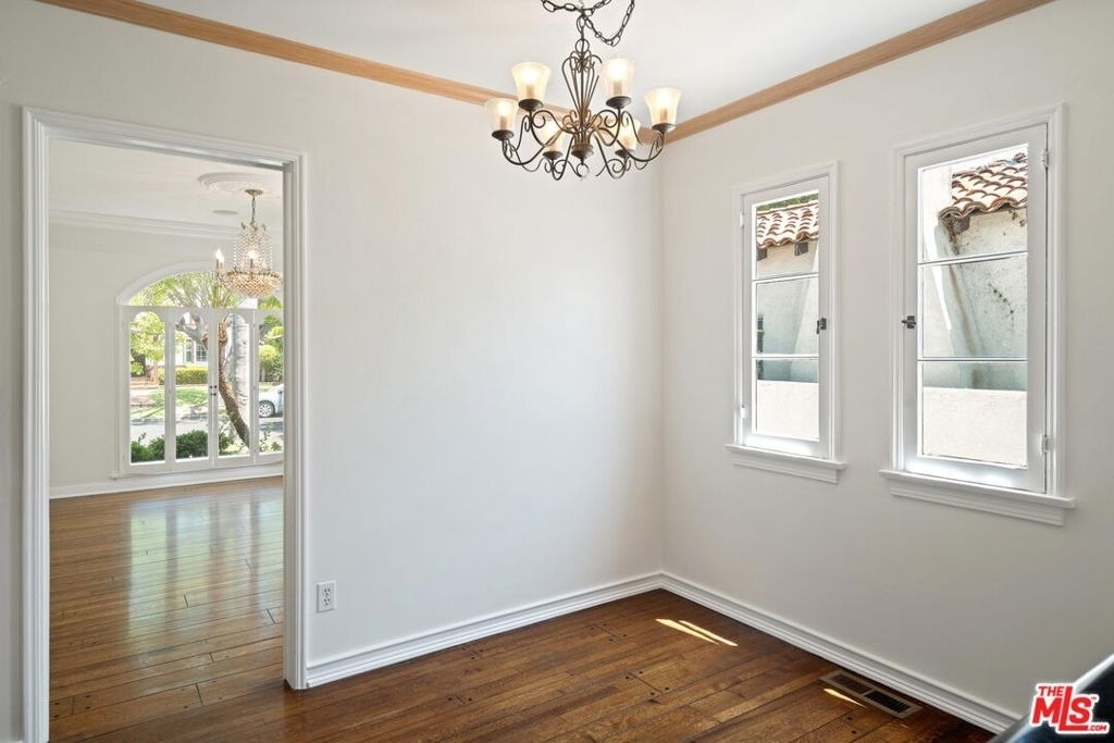 2347 Glendon Avenue - Photo 6