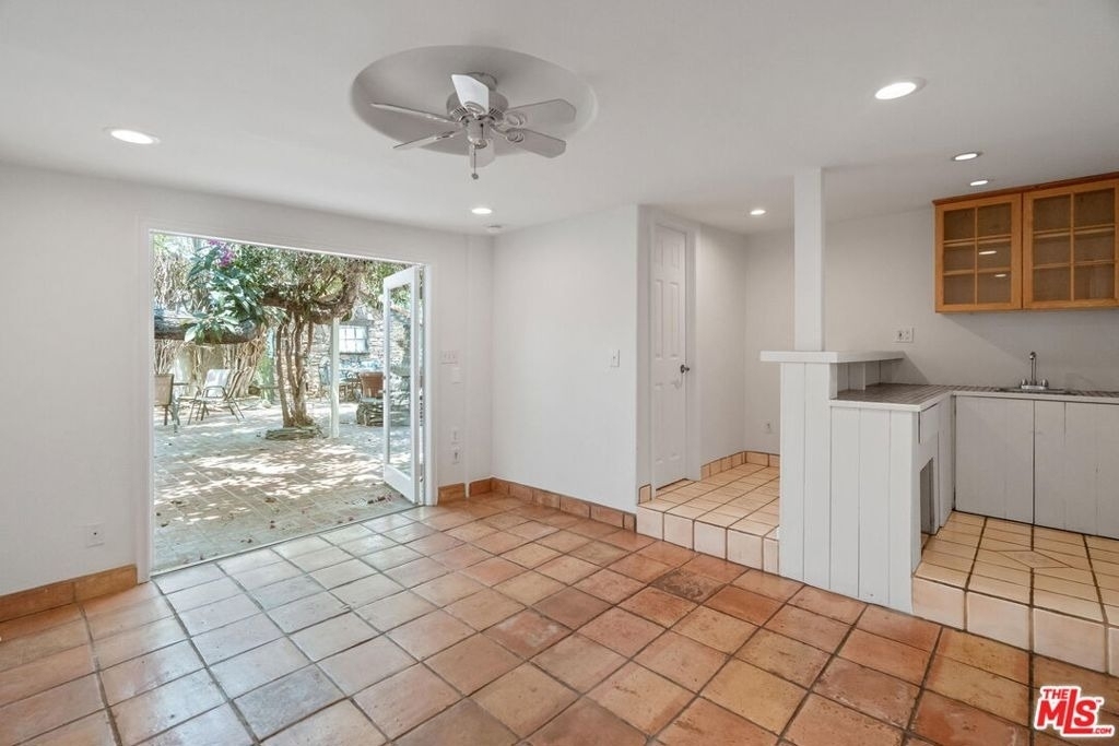 2347 Glendon Avenue - Photo 14
