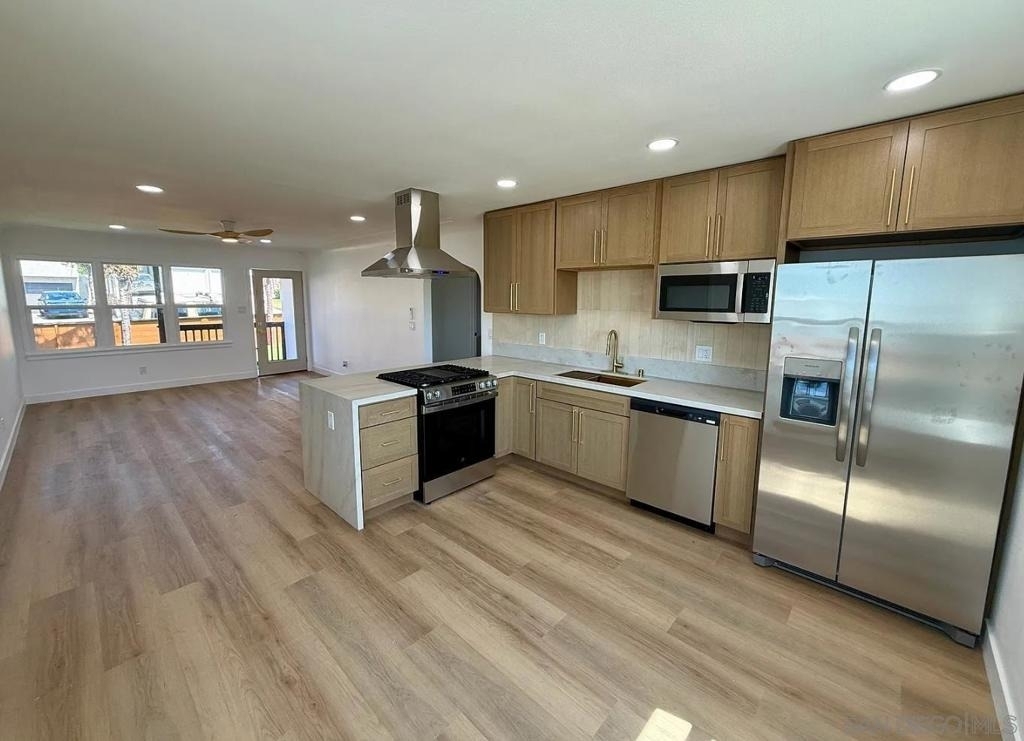 4862 70th - Photo 3