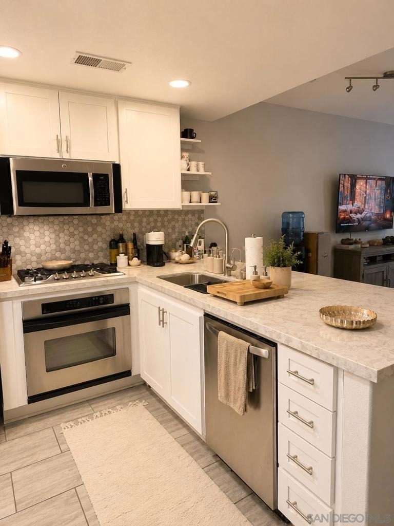 1501 India St - Photo 2