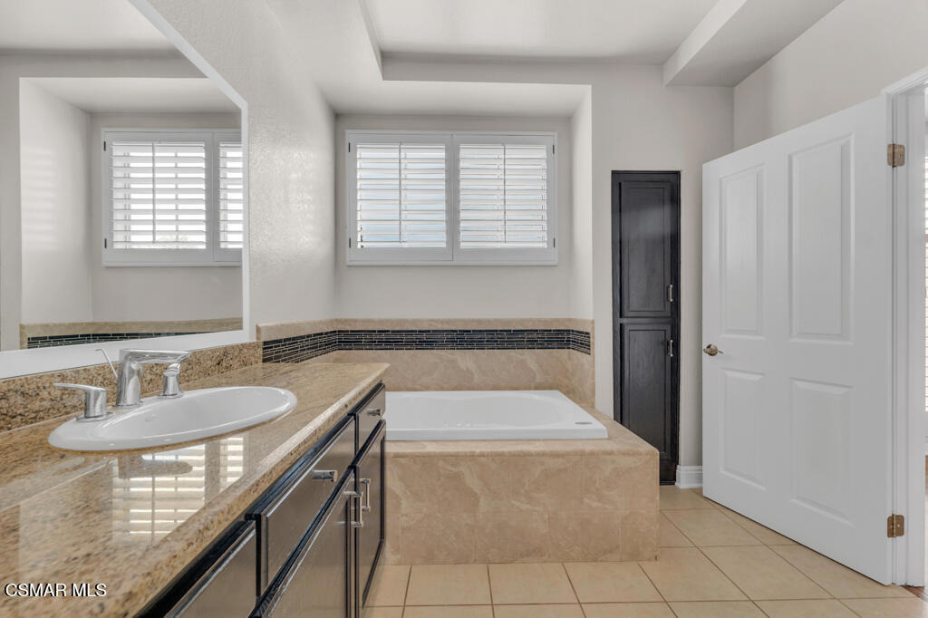 14234 Dickens Street - Photo 25