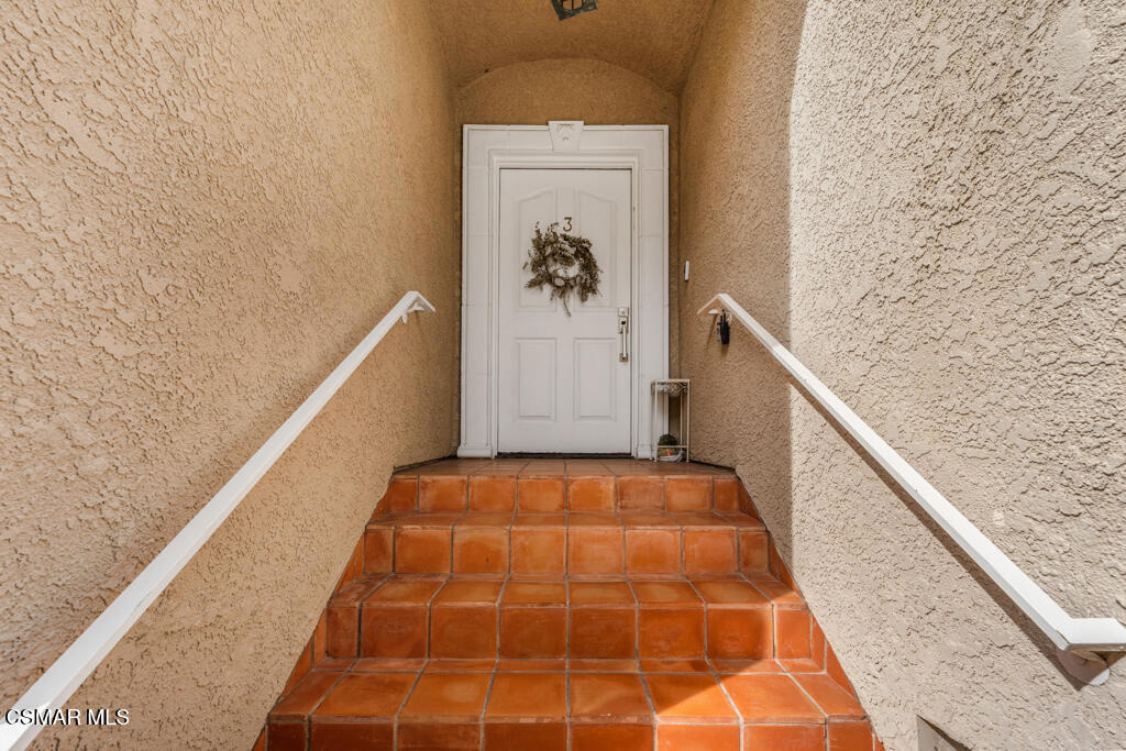 14234 Dickens Street - Photo 8