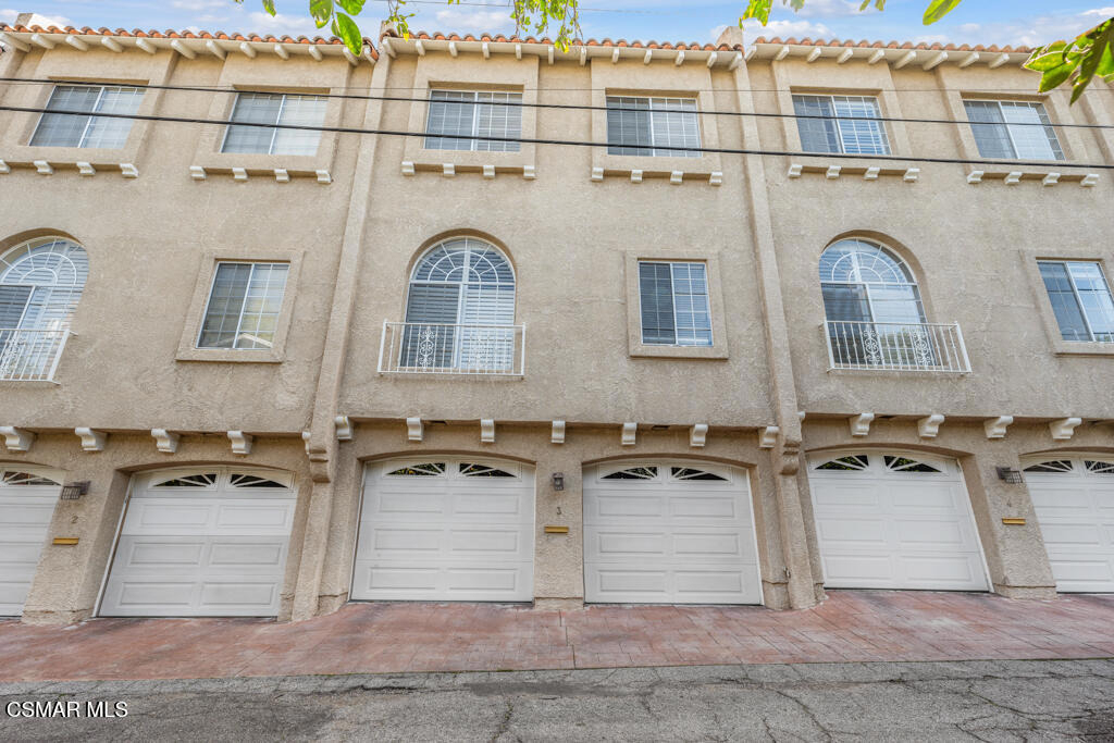 14234 Dickens Street - Photo 43