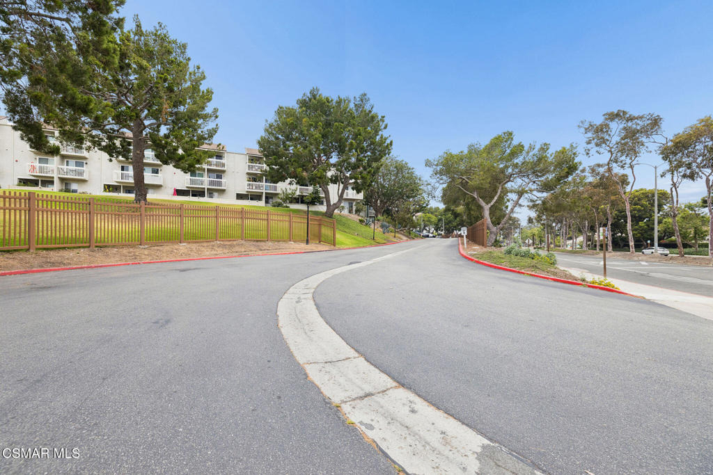 201 Ventura Road - Photo 32