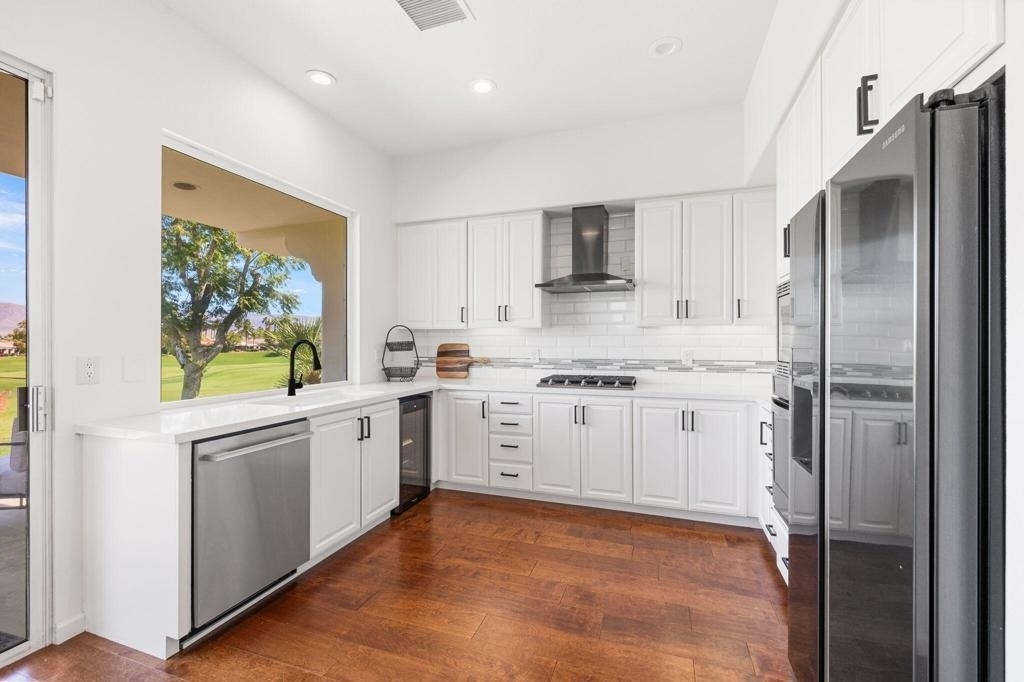220 Tomahawk Drive - Photo 8