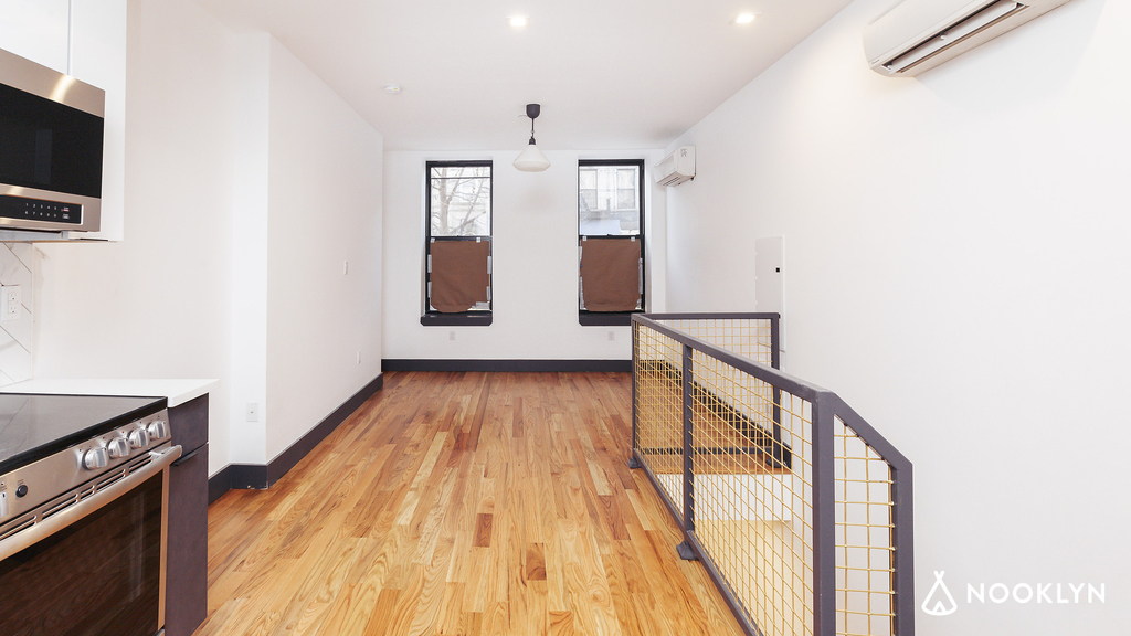 294 Grove St 11237 - Photo 9
