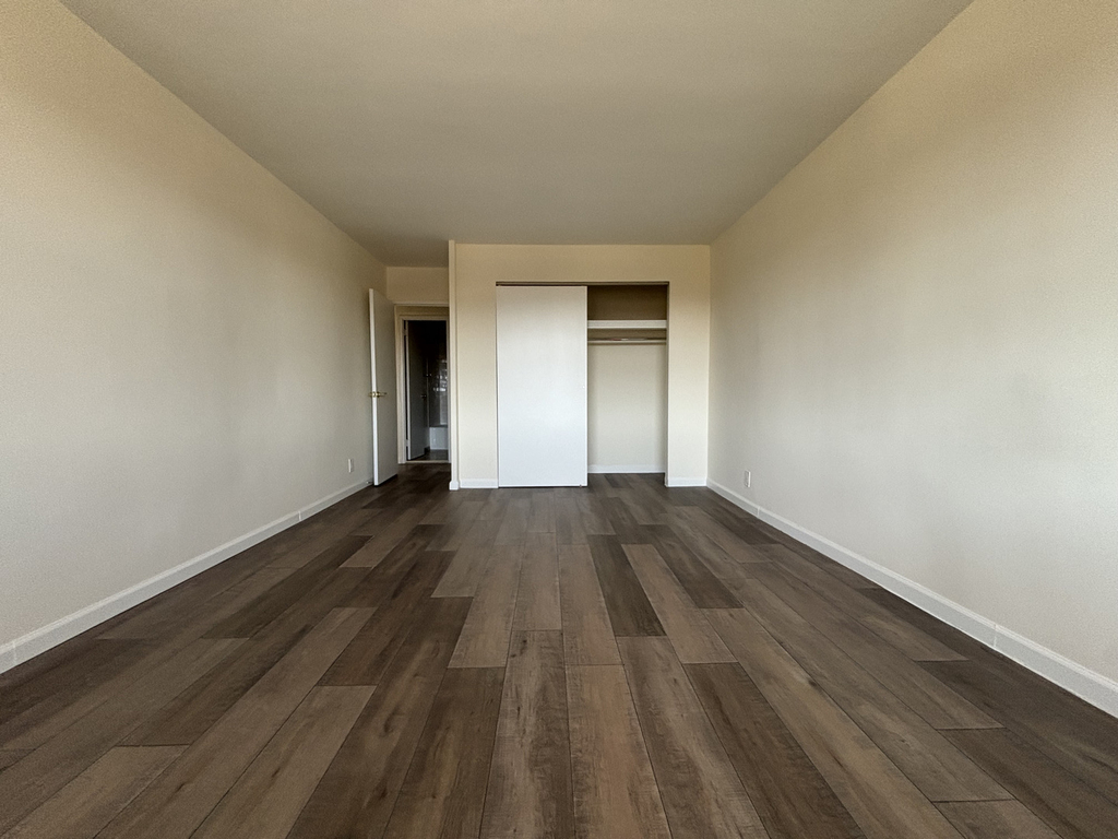 67th Avenue - Photo 1