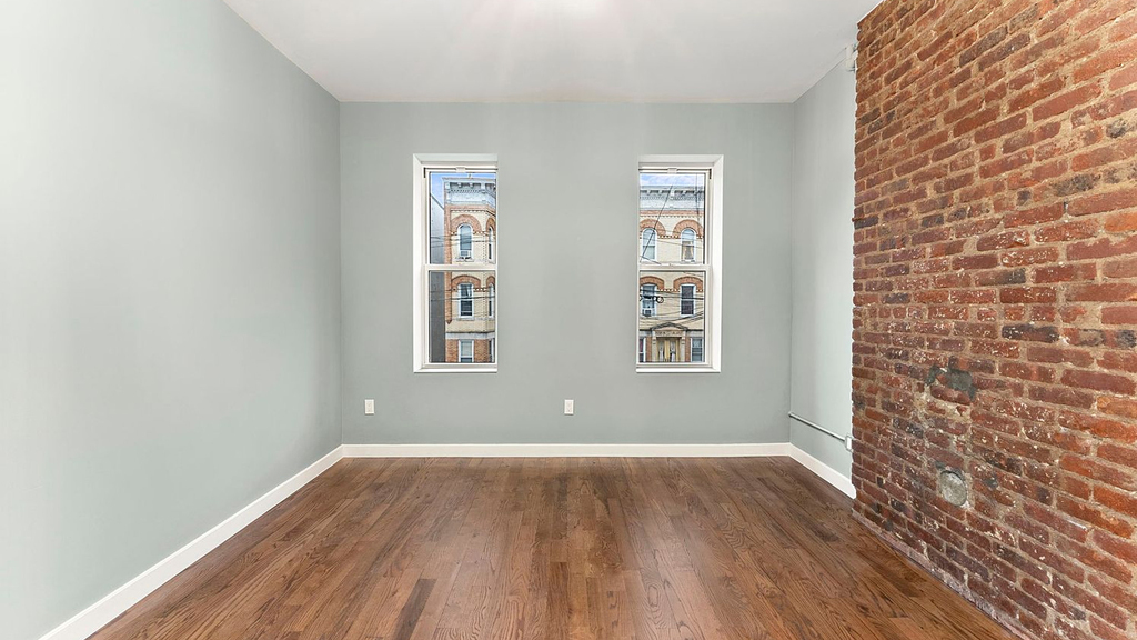18-20 Woodbine Street - Photo 7