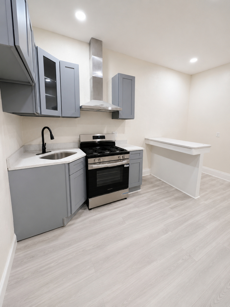 60-70 69th Avenue - Photo 3
