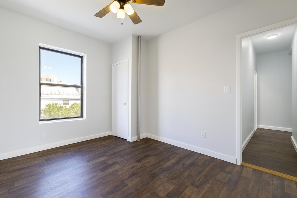 3415 Broadway - Photo 5