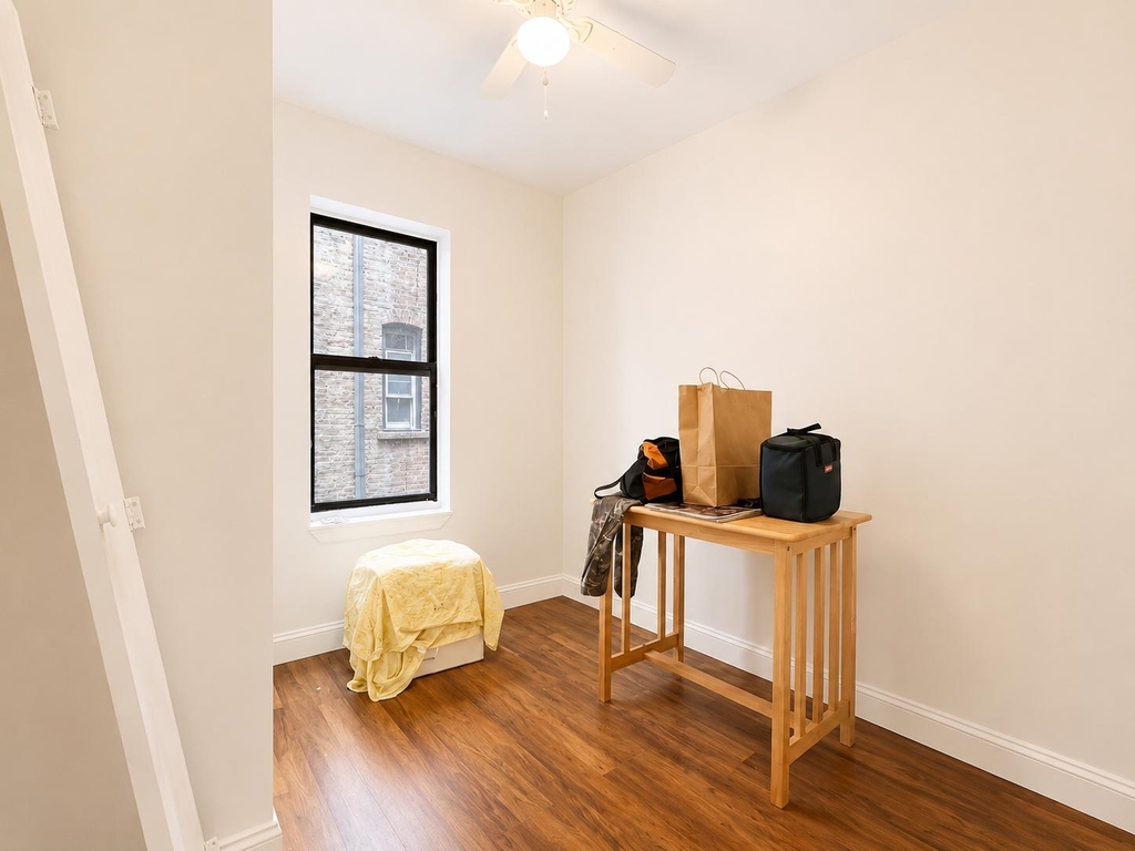 3415 Broadway - Photo 10