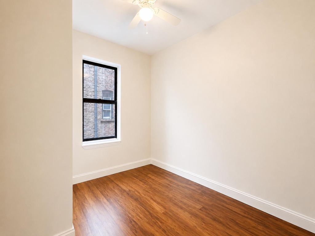 3415 Broadway - Photo 11