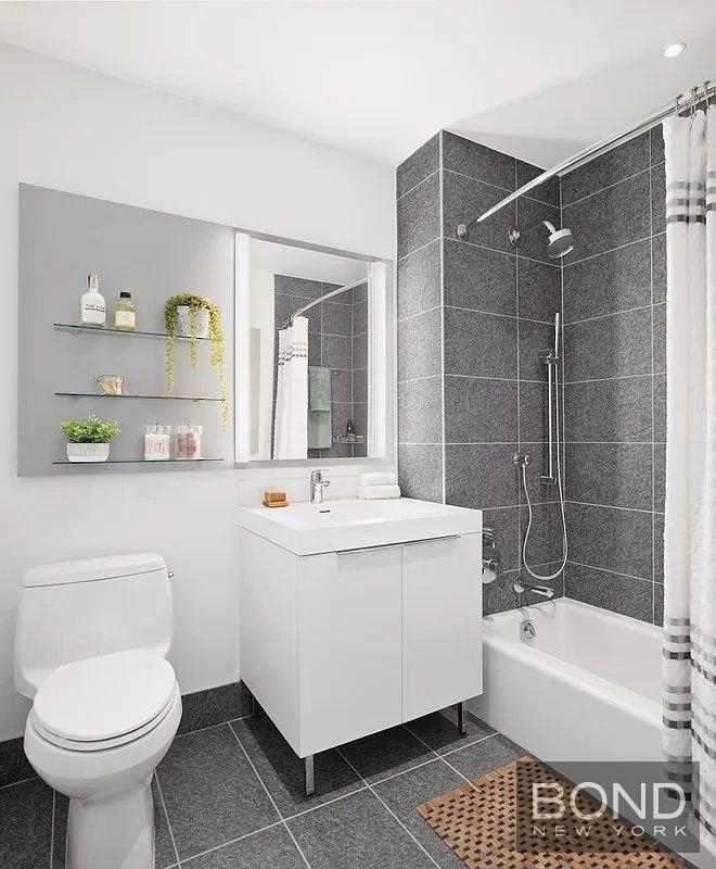 West 38th Street - Photo 1