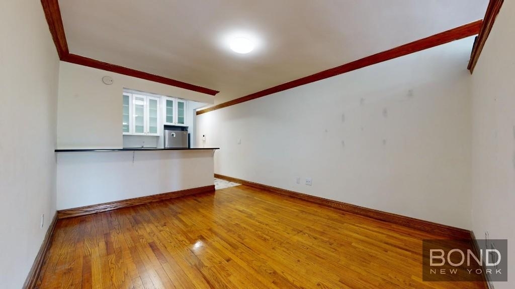 East 36th Street - Photo 0