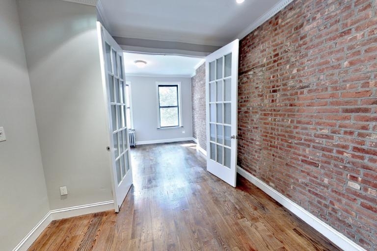 East 83rd Street - Photo 0