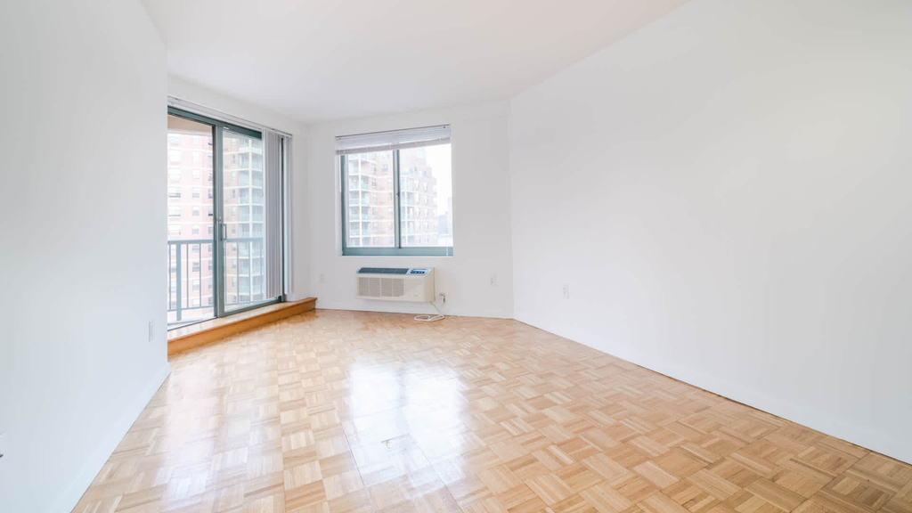 155 Washington Street - Photo 26