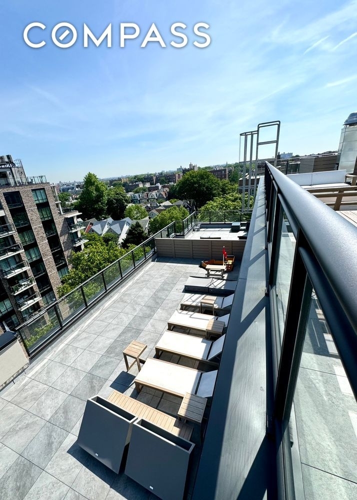 Avenue H - Photo 9