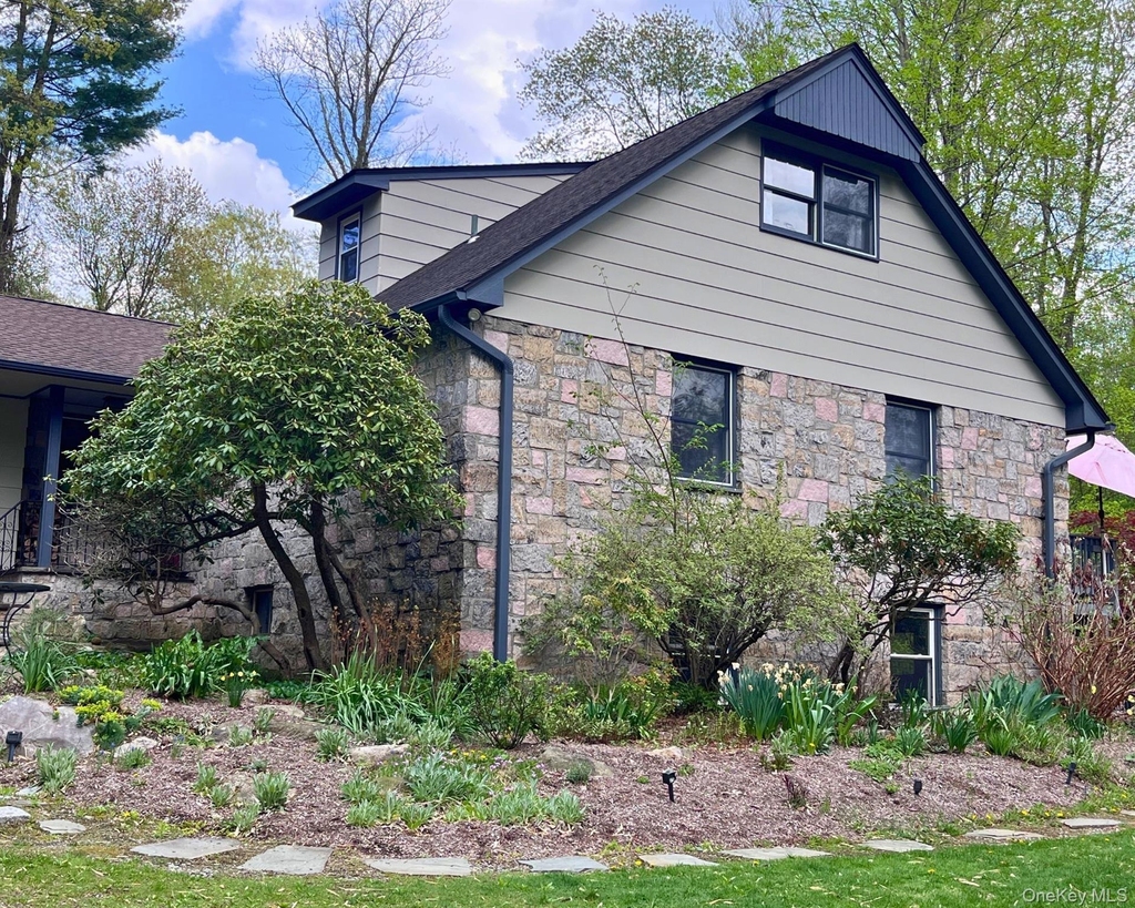 64 Belden Road - Photo 0