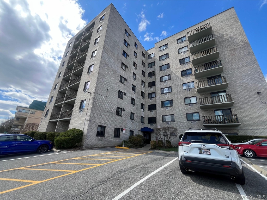 666 Pelham Road - Photo 24