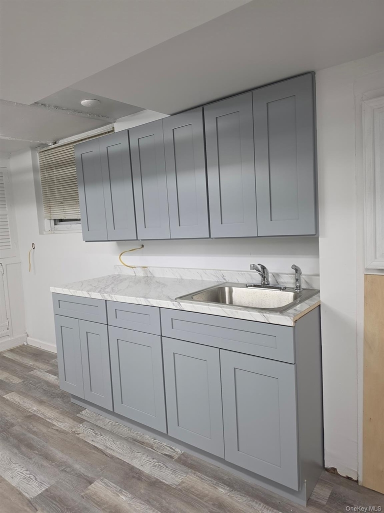 412 Keller Avenue - Photo 2